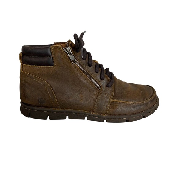 Born Men\'s Berkel Brown Nubuck Chukka Boot  Size 9  H64526  Lightweight Outdoor main image 4